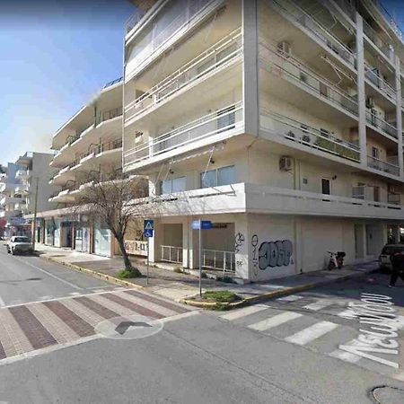 Seafront Penthouse Leo Apartment Kalamata Luaran gambar