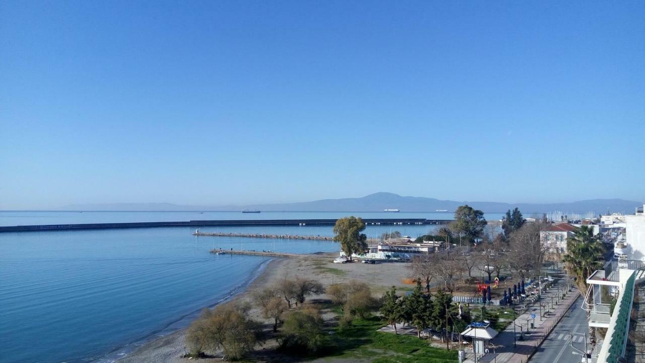 Seafront Penthouse Leo Apartment Kalamata Luaran gambar